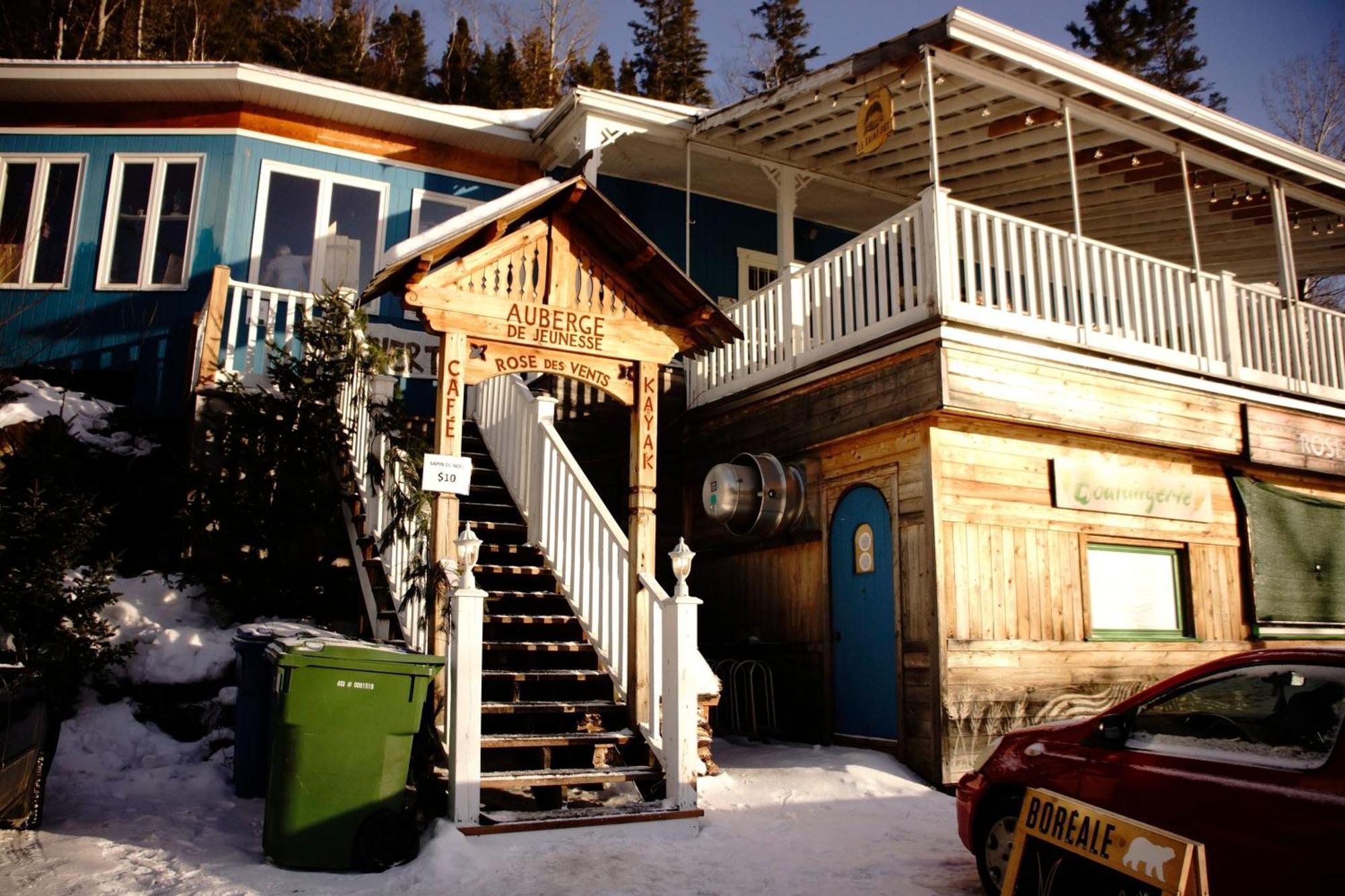 Auberge Aventure Rose Des Vents Sainte-Rose-du-Nord Bagian luar foto